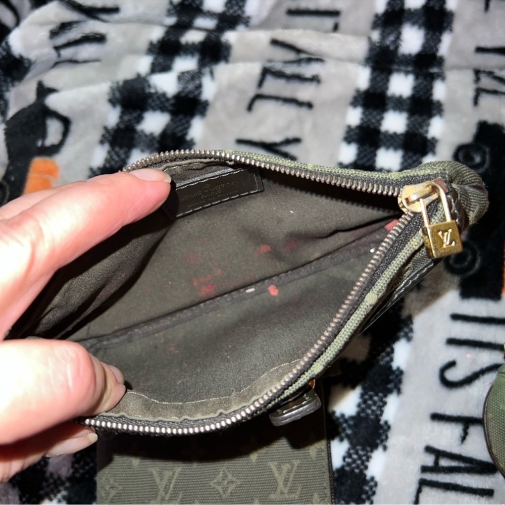 Louis Vuitton Ann Sophie Monogram Mini Lin Pouch Khaki Green - Picture 2 of 4